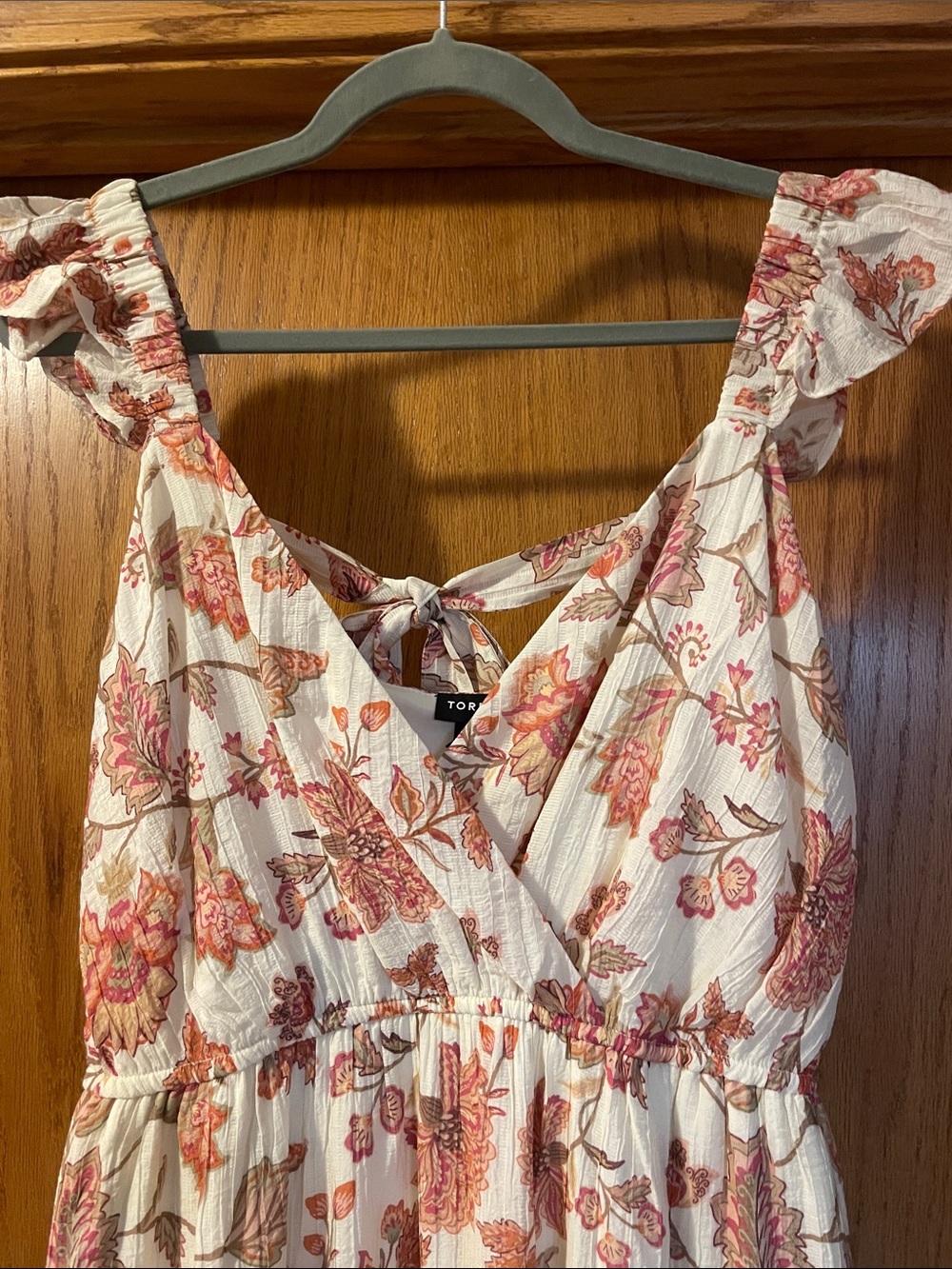 torrid Floral Ruffle Strap Maxi Dress in Cream and Rust L14 - Picture 2 of 12